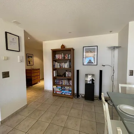 25号粉红色公寓度假屋 *