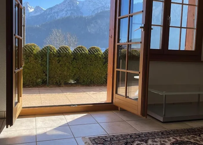 Chalet Le Rosat 25 *