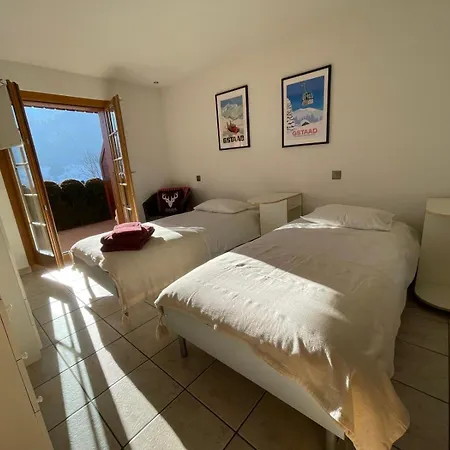 Le Rosat 25 * Chateau-d'Oex