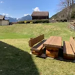 Alpstuga Le Rosat 25 *